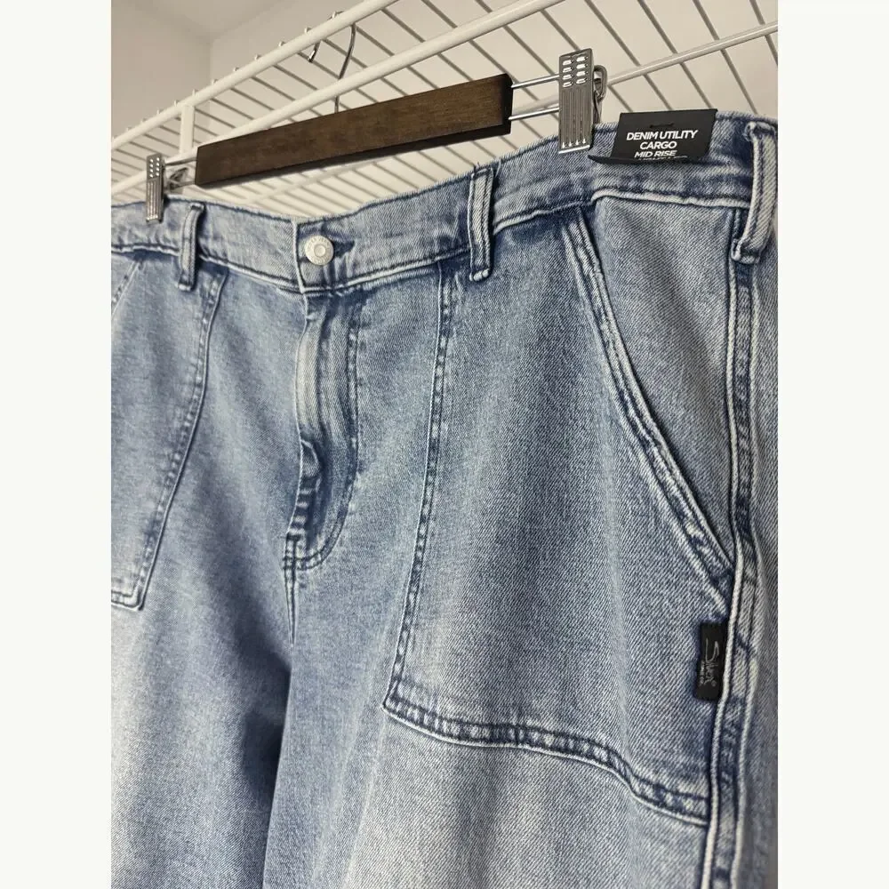 Silver Jeans Co. Denim Utility Cargo Jeans Mid Rise Straight Leg size 14W